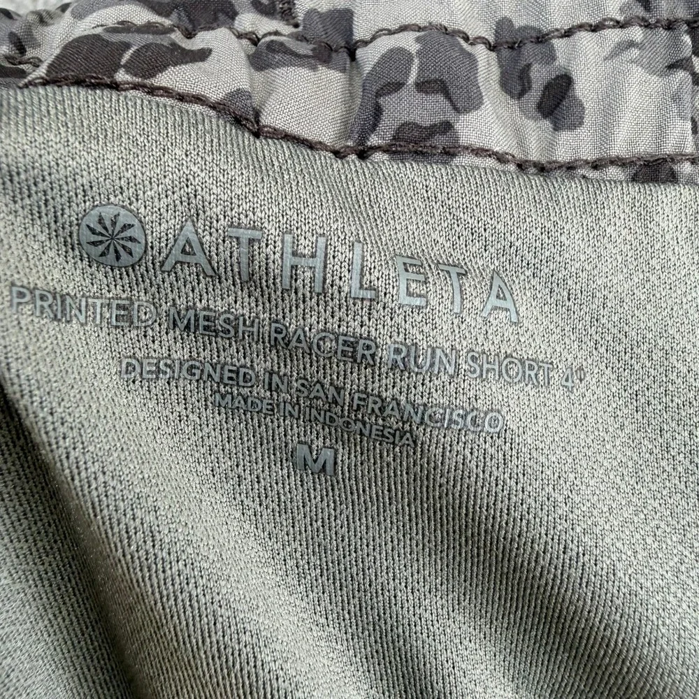Athleta Womens Grey Leopard Floral Print Running Shorts Mesh Trim Size M